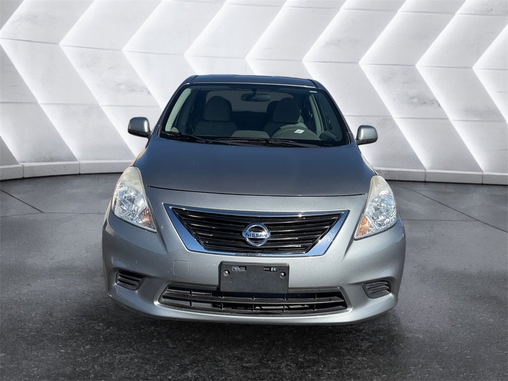 2013 Nissan Versa 1.6 SV