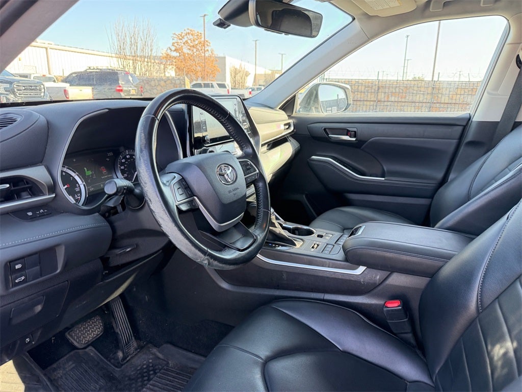 2022 Toyota Highlander XLE