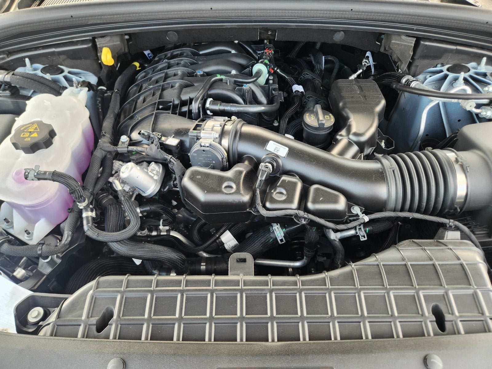 2027 Jeep Grand Cherokee GRAND CHEROKEE LAREDO X 4X2