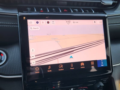 2027 Jeep Grand Cherokee GRAND CHEROKEE LAREDO 4X2