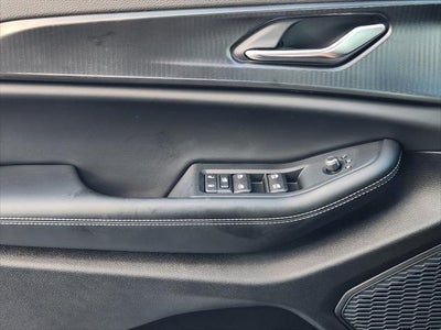 2027 Jeep Grand Cherokee GRAND CHEROKEE LAREDO X 4X2