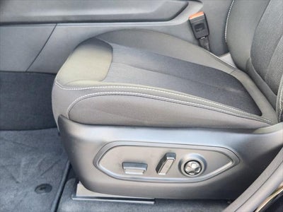 2027 Jeep Grand Cherokee GRAND CHEROKEE LAREDO X 4X2