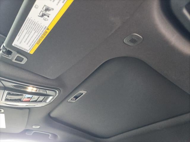 2027 Jeep Grand Cherokee GRAND CHEROKEE LAREDO X 4X2