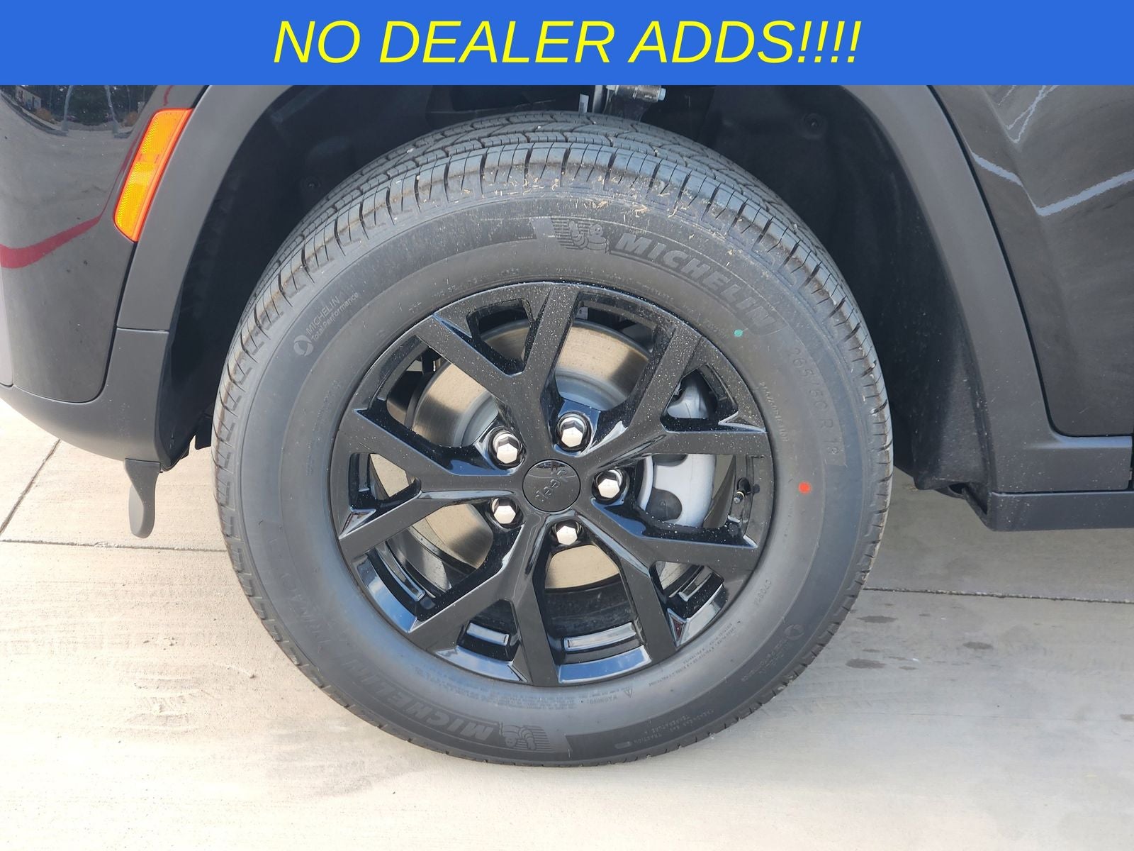 2026 Jeep Grand Cherokee GRAND CHEROKEE LAREDO ALTITUDE 4X2