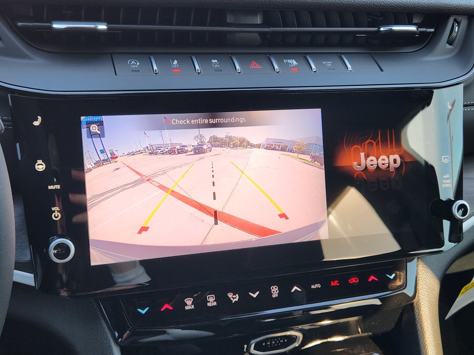 2026 Jeep Grand Cherokee GRAND CHEROKEE LAREDO ALTITUDE 4X2