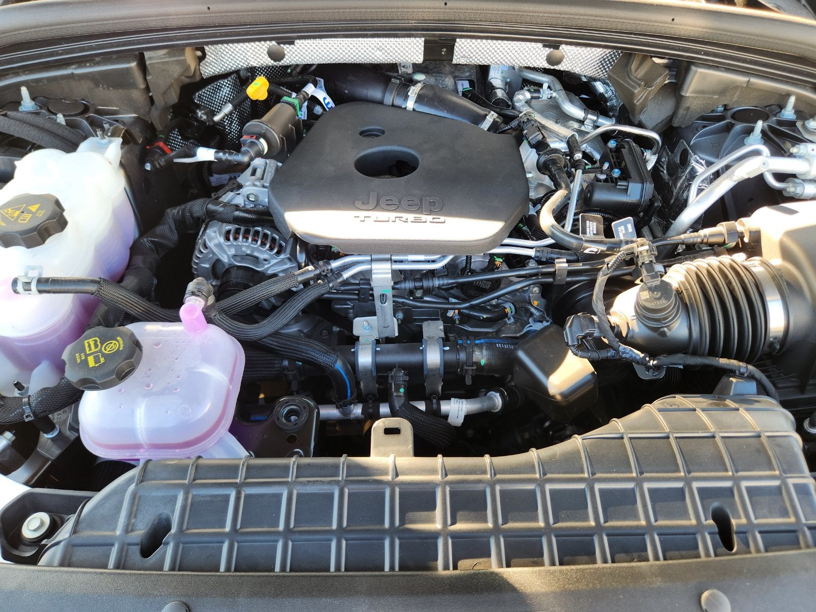 2026 Jeep Grand Cherokee GRAND CHEROKEE LAREDO ALTITUDE 4X2
