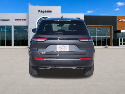 2026 Jeep Grand Cherokee GRAND CHEROKEE LAREDO ALTITUDE 4X2