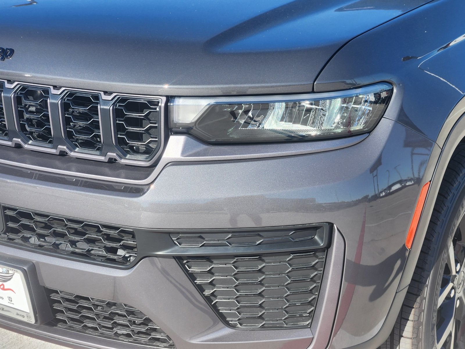 2026 Jeep Grand Cherokee GRAND CHEROKEE LAREDO ALTITUDE 4X2