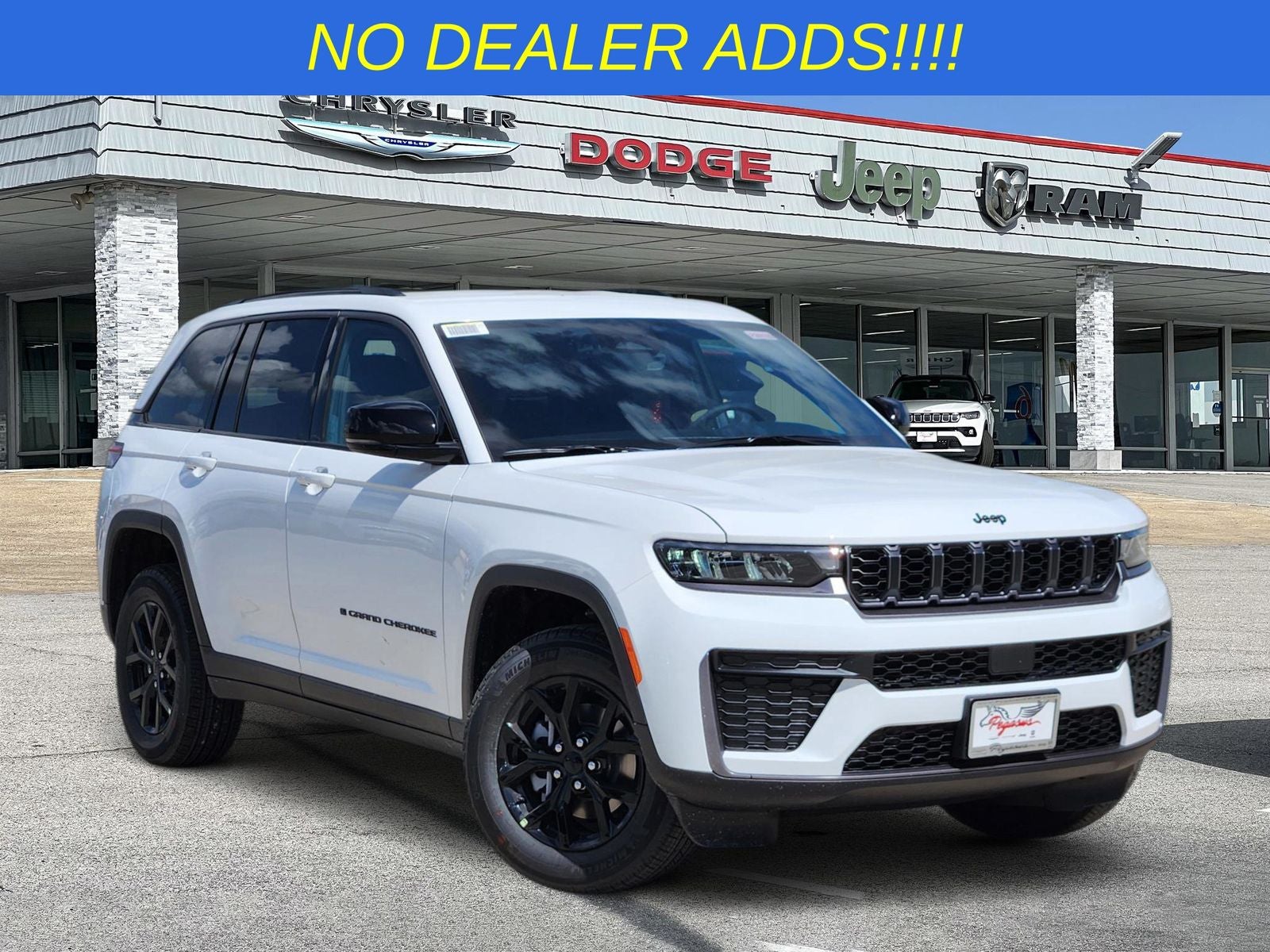 2026 Jeep Grand Cherokee GRAND CHEROKEE LAREDO ALTITUDE 4X4
