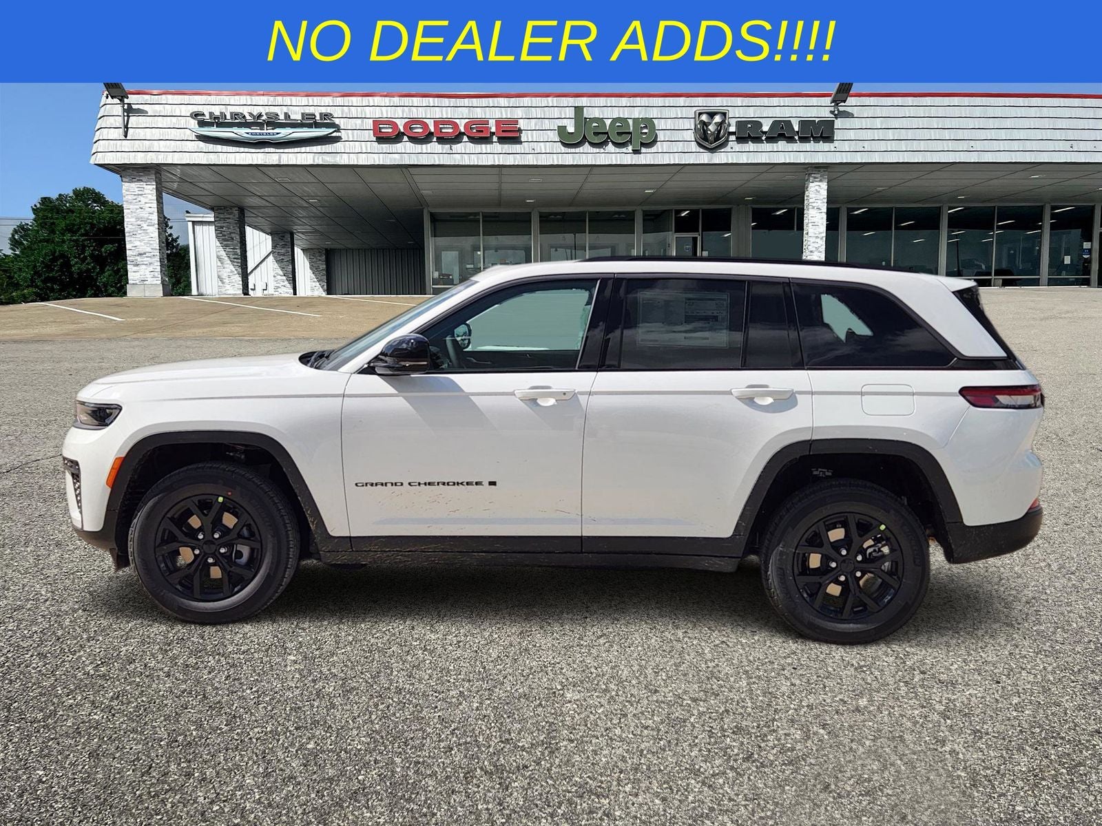 2026 Jeep Grand Cherokee GRAND CHEROKEE LAREDO ALTITUDE 4X4