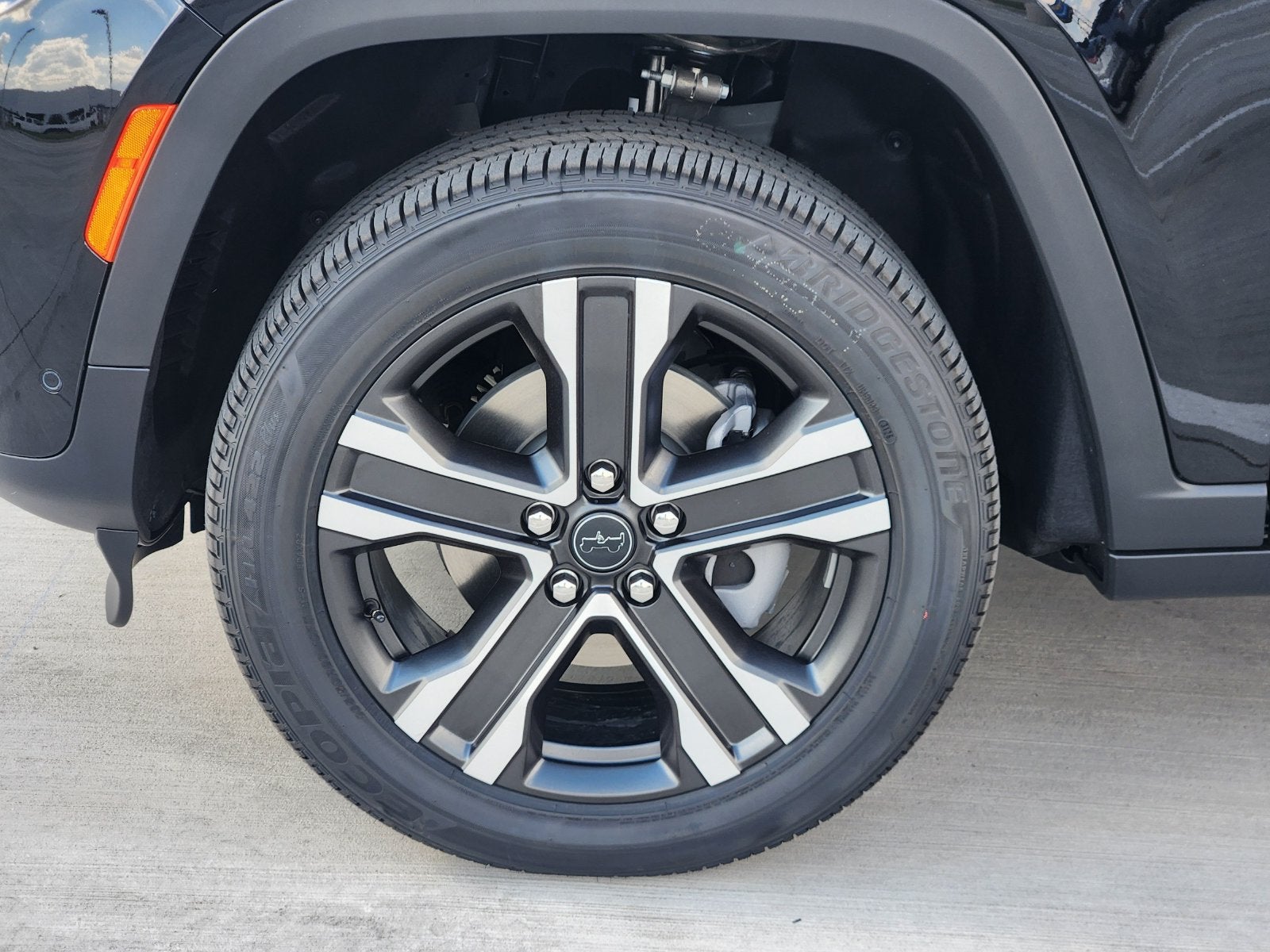 2027 Jeep Grand Cherokee GRAND CHEROKEE LIMITED 4X4