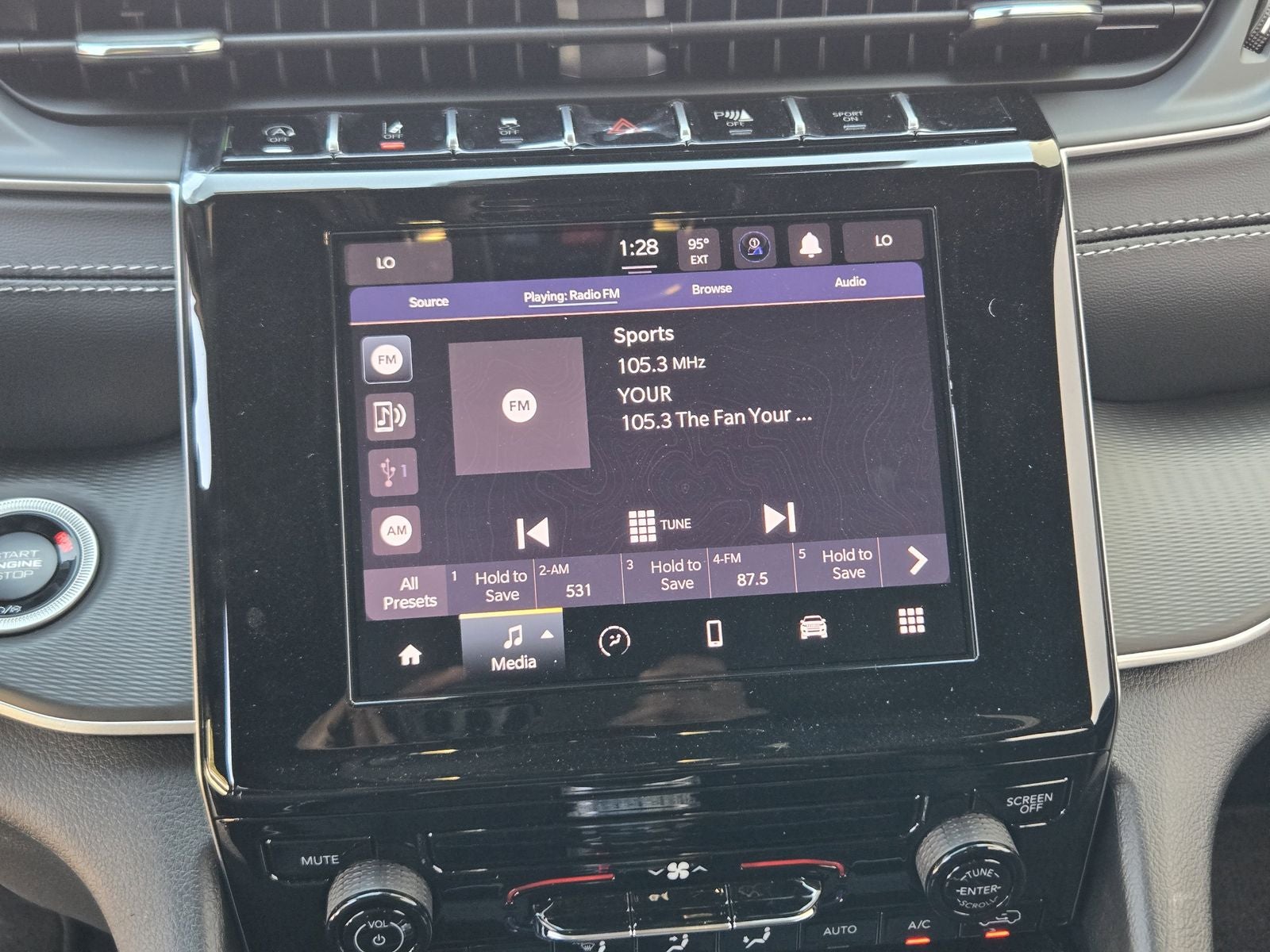 2025 Jeep Grand Cherokee L GRAND CHEROKEE L LAREDO X 4X2