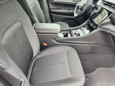 2025 Jeep Grand Cherokee L GRAND CHEROKEE L LAREDO 4X4