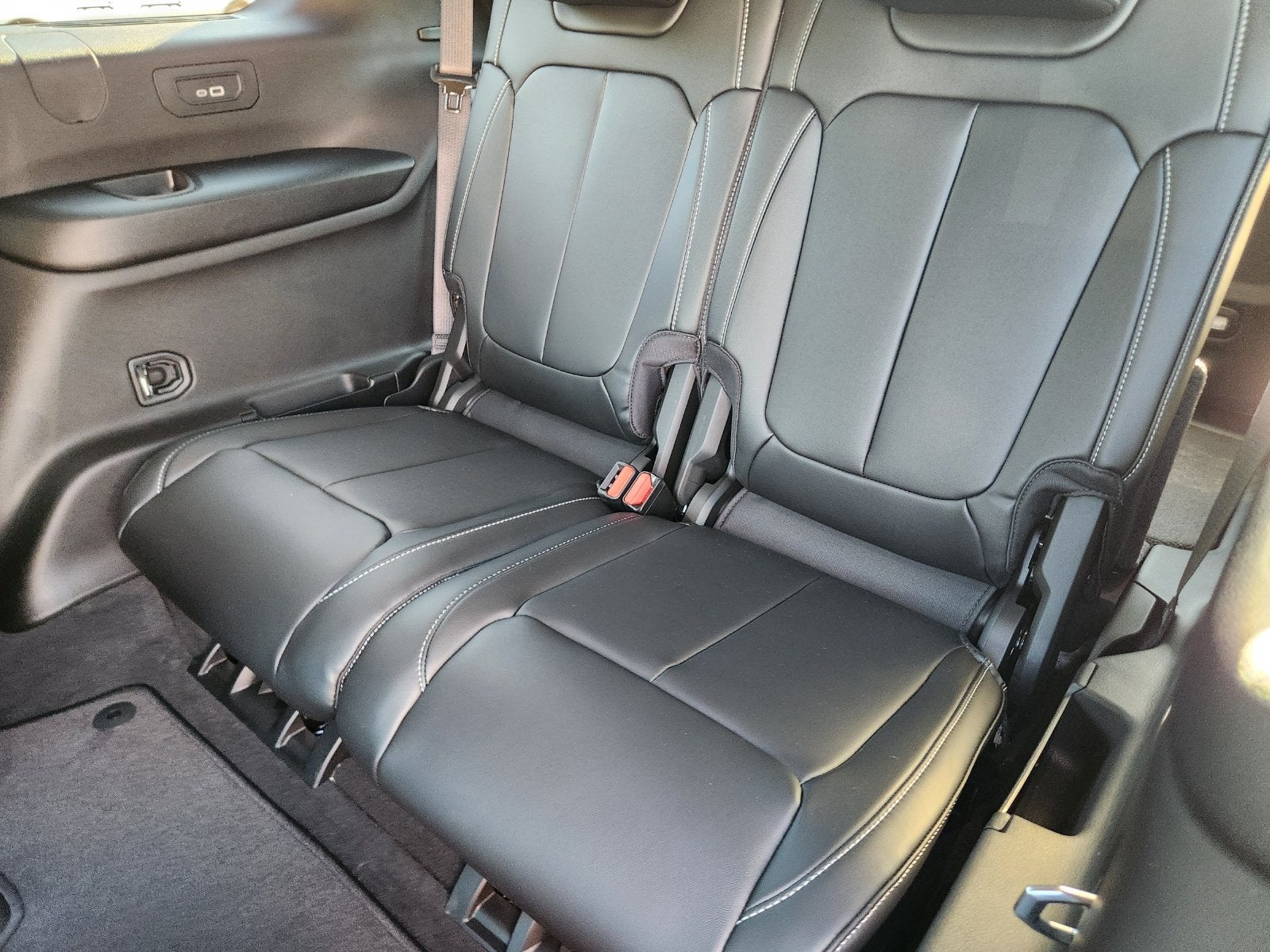 2027 Jeep Grand Cherokee L GRAND CHEROKEE L LIMITED 4X4