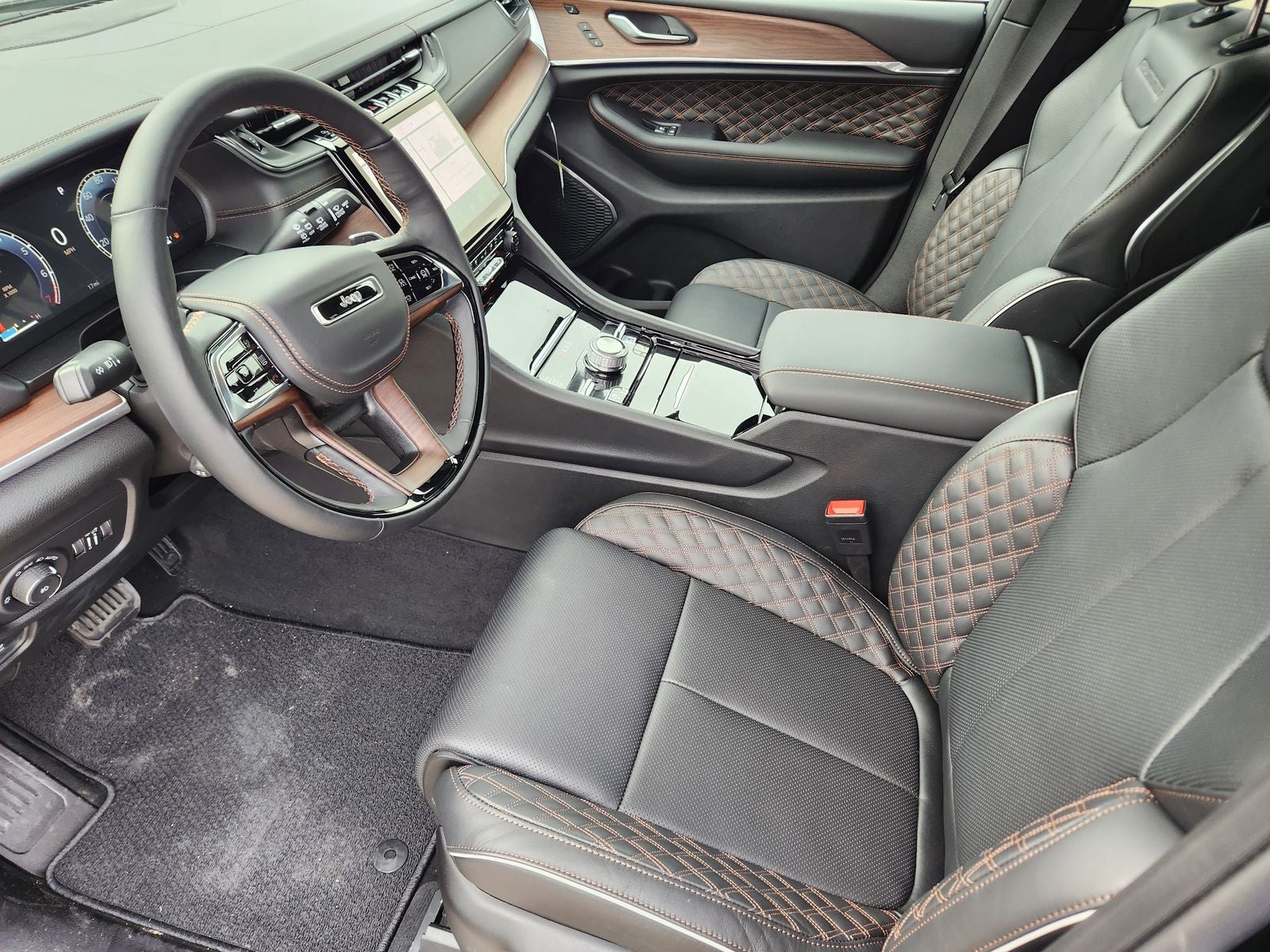 2025 Jeep Grand Cherokee L GRAND CHEROKEE L SUMMIT 4X4