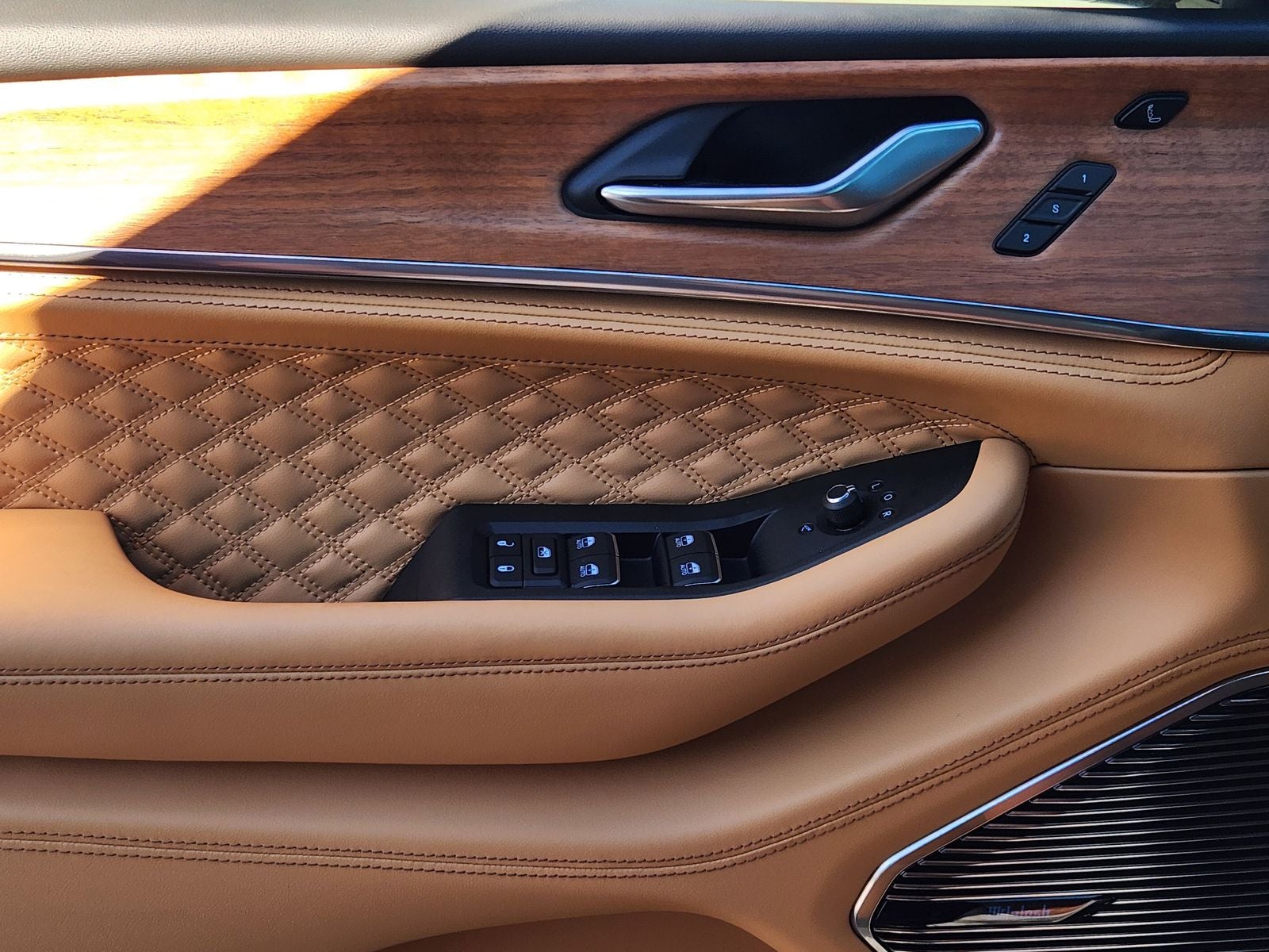 2025 Jeep Grand Cherokee L GRAND CHEROKEE L SUMMIT RESERVE 4X4