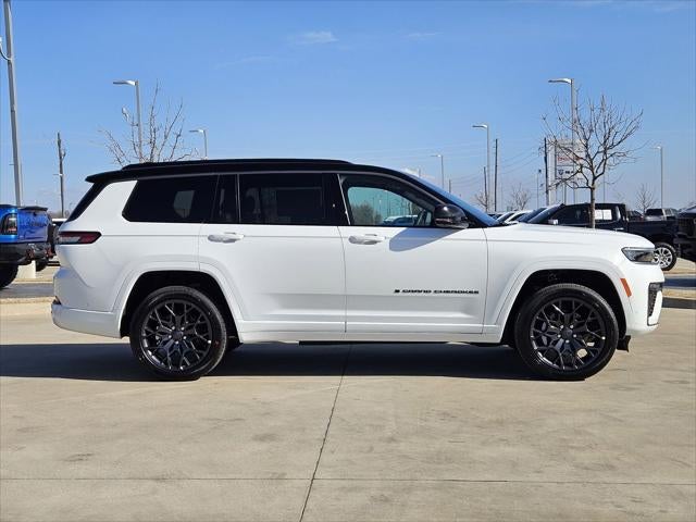 2026 Jeep Grand Cherokee L GRAND CHEROKEE L SUMMIT 4X4