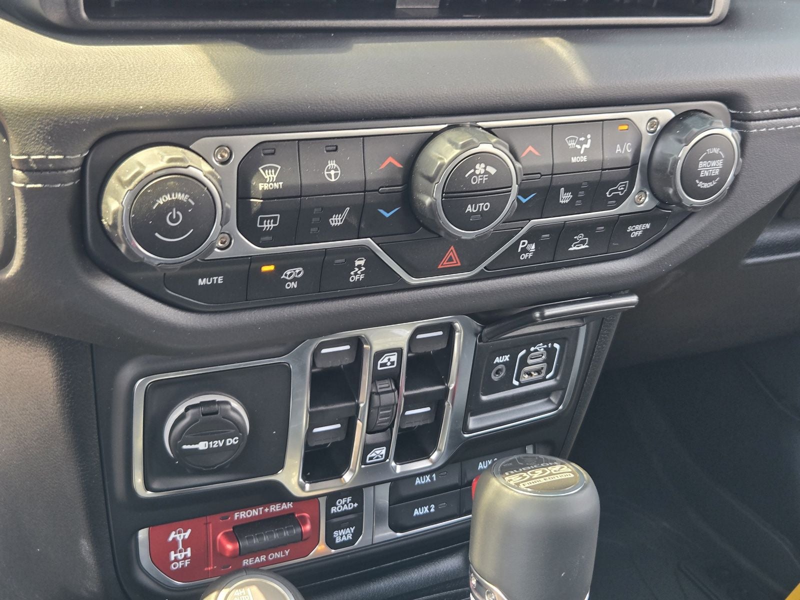 2025 Jeep Wrangler WRANGLER 4-DOOR RUBICON 392