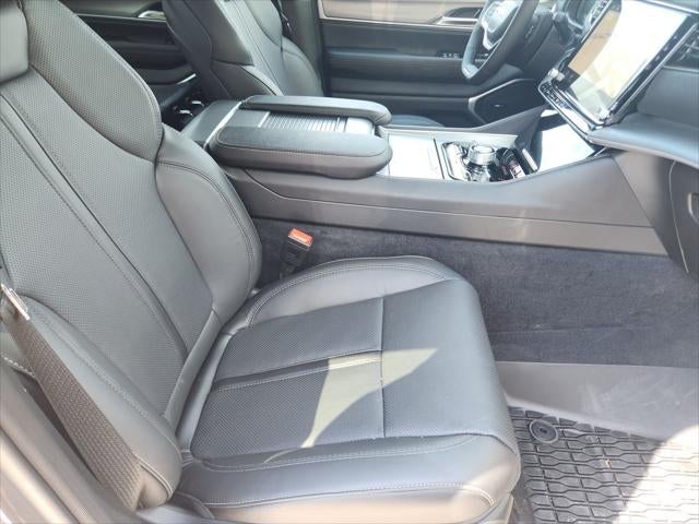 2026 Jeep Grand Wagoneer GRAND WAGONEER UPLAND 4X4