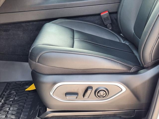 2026 Jeep Grand Wagoneer GRAND WAGONEER UPLAND 4X4