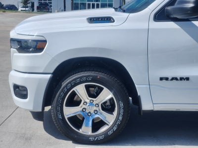 2026 RAM Ram 1500 RAM 1500 EXPRESS CREW CAB 4X2 5'7' BOX