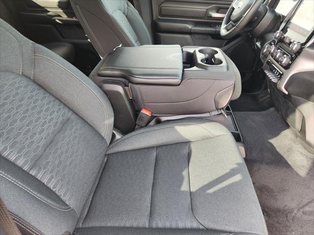 2026 RAM Ram 1500 RAM 1500 EXPRESS CREW CAB 4X2 5'7' BOX