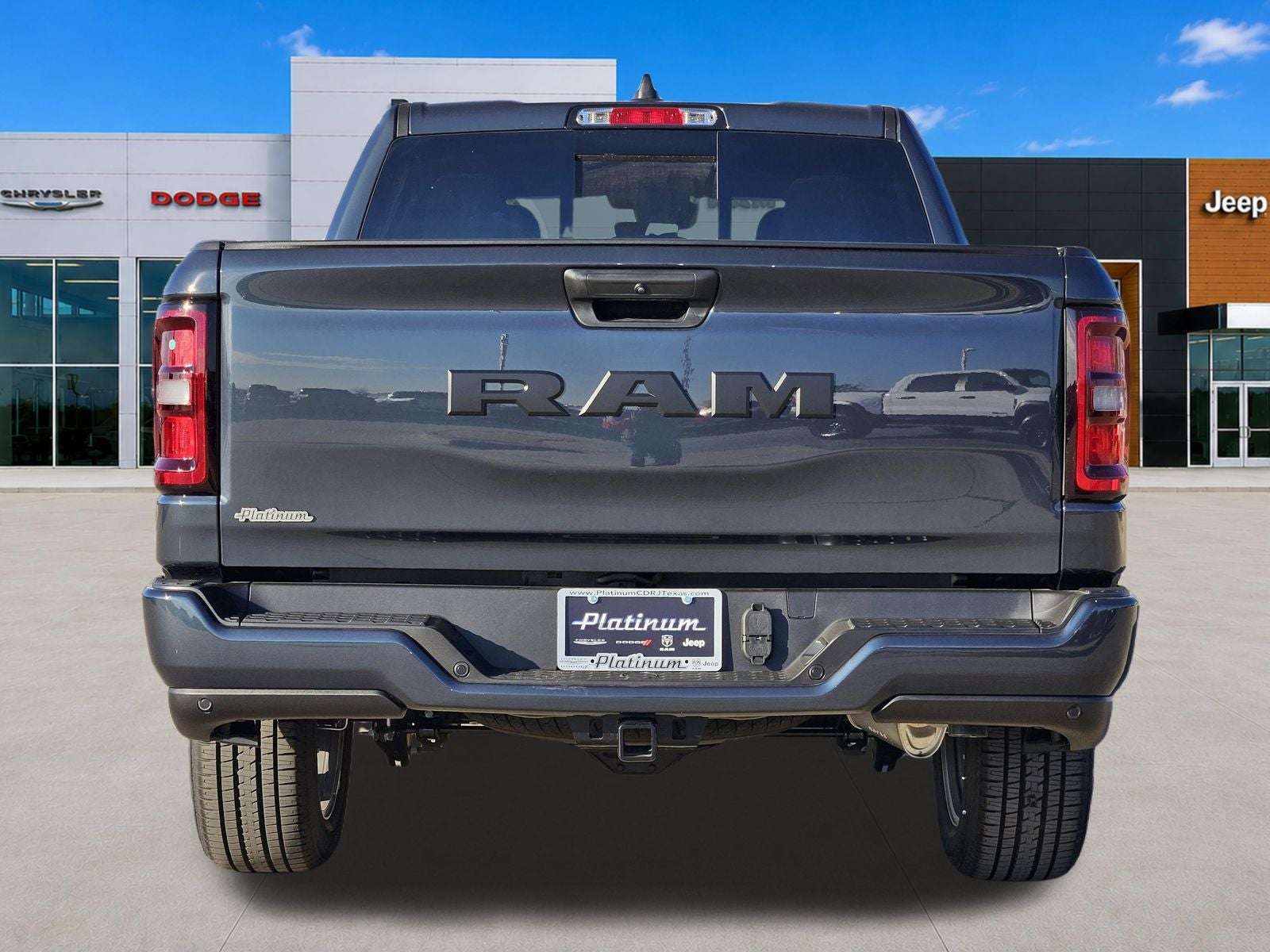 2026 RAM Ram 1500 RAM 1500 EXPRESS CREW CAB 4X2 5'7' BOX