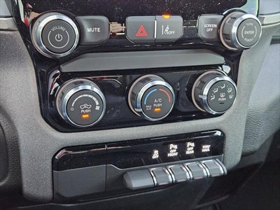 2026 RAM Ram 1500 RAM 1500 EXPRESS CREW CAB 4X2 5'7' BOX