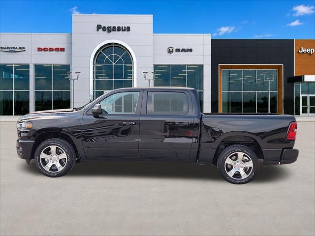 2026 RAM Ram 1500 RAM 1500 EXPRESS CREW CAB 4X2 5'7' BOX
