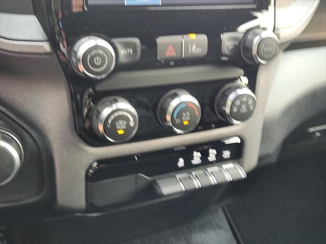 2026 RAM Ram 1500 RAM 1500 EXPRESS CREW CAB 4X2 5'7' BOX