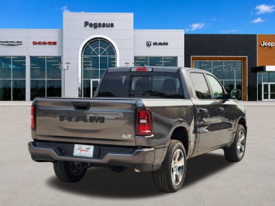 2026 RAM Ram 1500 RAM 1500 EXPRESS CREW CAB 4X2 5'7' BOX