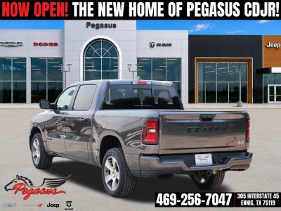 2026 RAM Ram 1500 RAM 1500 EXPRESS CREW CAB 4X2 5'7' BOX