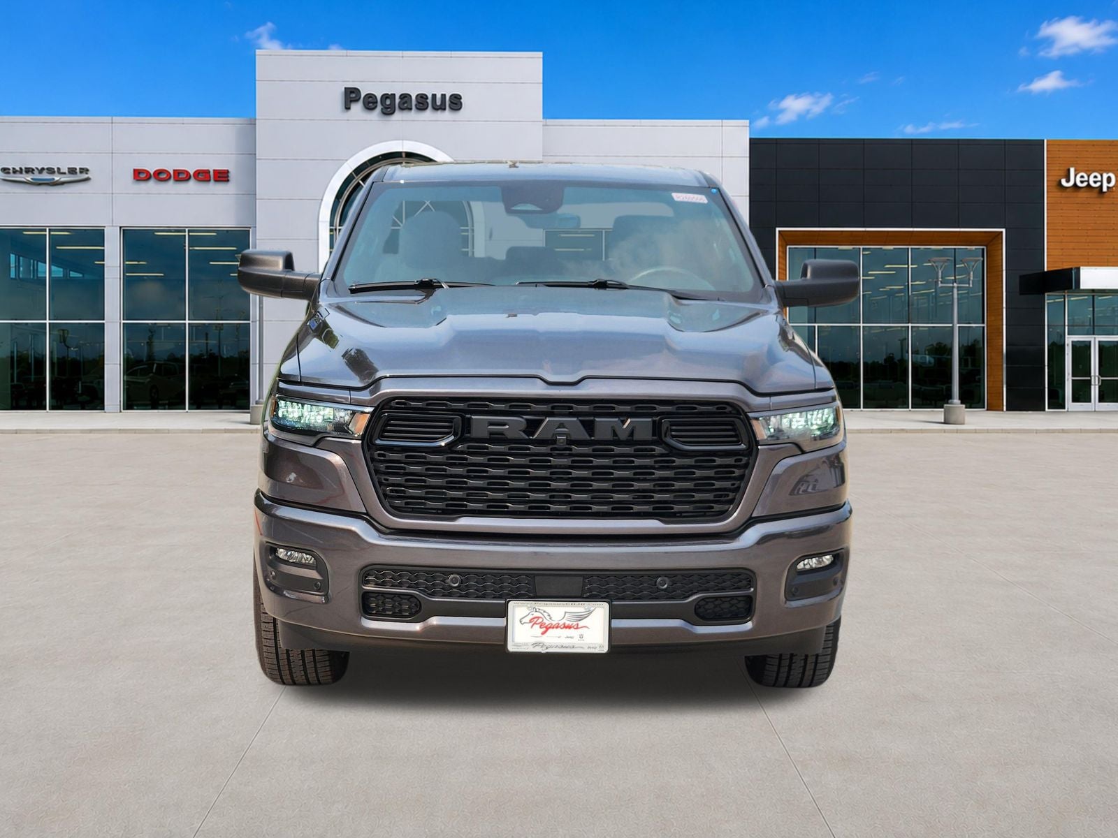 2026 RAM Ram 1500 RAM 1500 EXPRESS CREW CAB 4X2 5'7' BOX