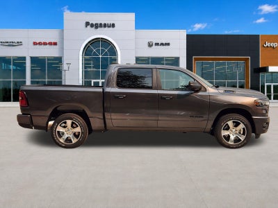 2026 RAM Ram 1500 RAM 1500 EXPRESS CREW CAB 4X2 5'7' BOX