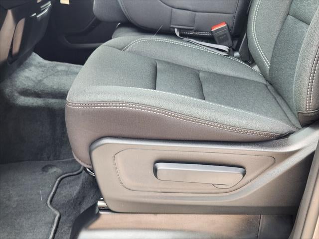2026 RAM Ram 1500 RAM 1500 EXPRESS CREW CAB 4X2 5'7' BOX