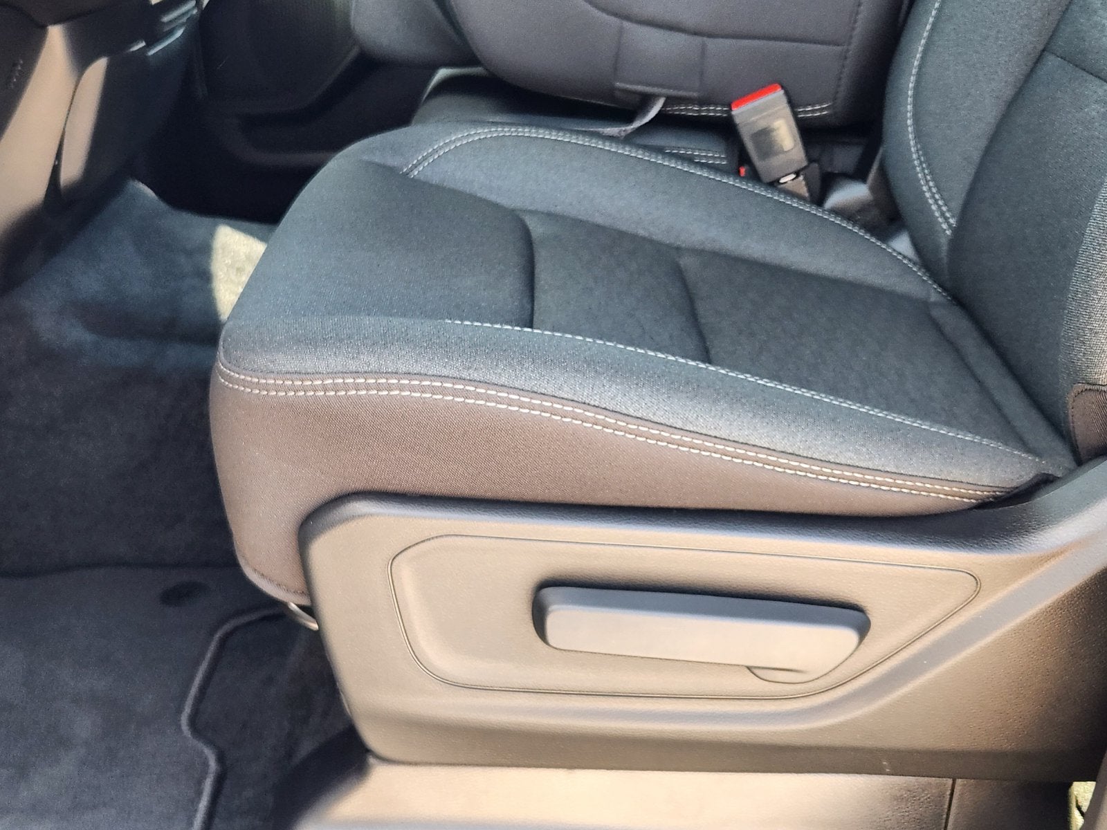 2027 RAM Ram 1500 RAM 1500 EXPRESS CREW CAB 4X2 5'7' BOX