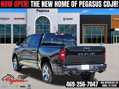 2027 RAM Ram 1500 RAM 1500 EXPRESS CREW CAB 4X2 5'7' BOX