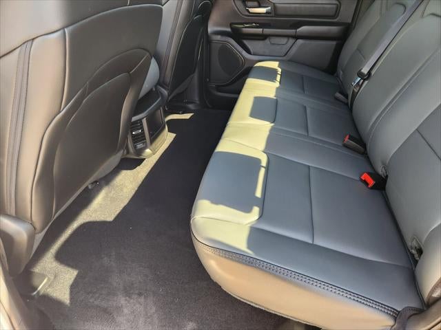 2026 RAM Ram 1500 RAM 1500 TRADESMAN CREW CAB 4X2 5'7' BOX