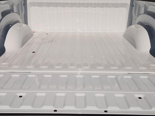 2026 RAM Ram 1500 RAM 1500 TRADESMAN CREW CAB 4X2 5'7' BOX