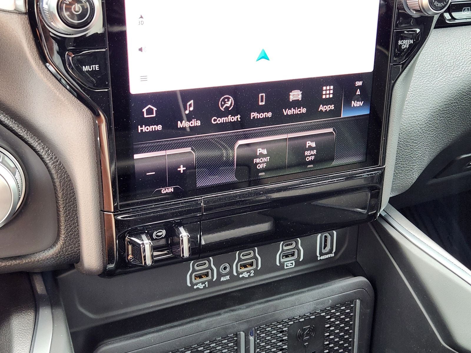 2026 RAM Ram 1500 RAM 1500 LARAMIE CREW CAB 4X2 5'7' BOX