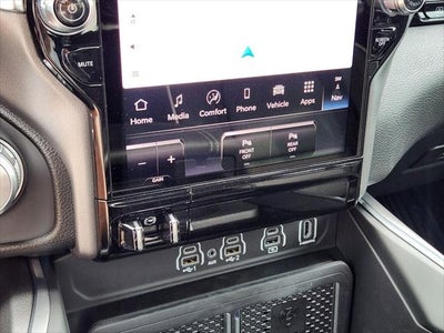 2026 RAM Ram 1500 RAM 1500 LARAMIE CREW CAB 4X2 5'7' BOX