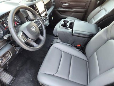 2026 RAM Ram 1500 RAM 1500 TRADESMAN CREW CAB 4X2 6'4' BOX