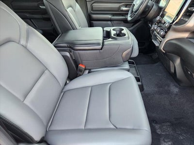2026 RAM Ram 1500 RAM 1500 TRADESMAN CREW CAB 4X2 6'4' BOX