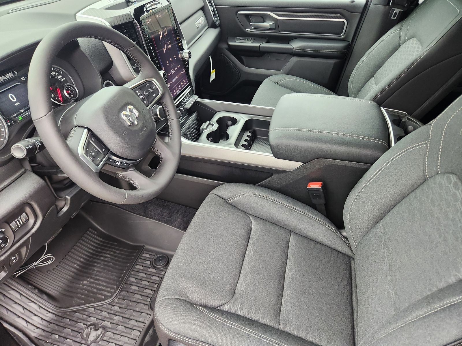 2026 RAM Ram 1500 RAM 1500 LONE STAR CREW CAB 4X4 5'7' BOX