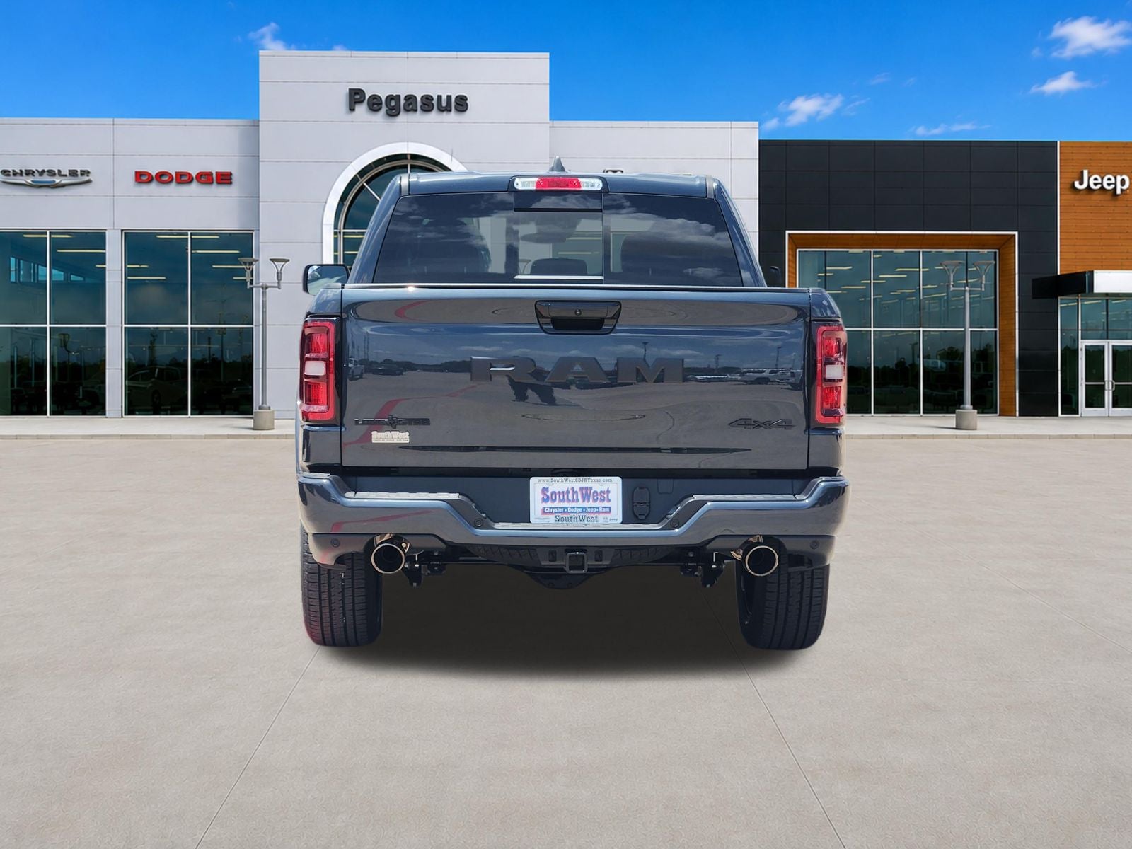 2026 RAM Ram 1500 RAM 1500 LONE STAR CREW CAB 4X4 5'7' BOX