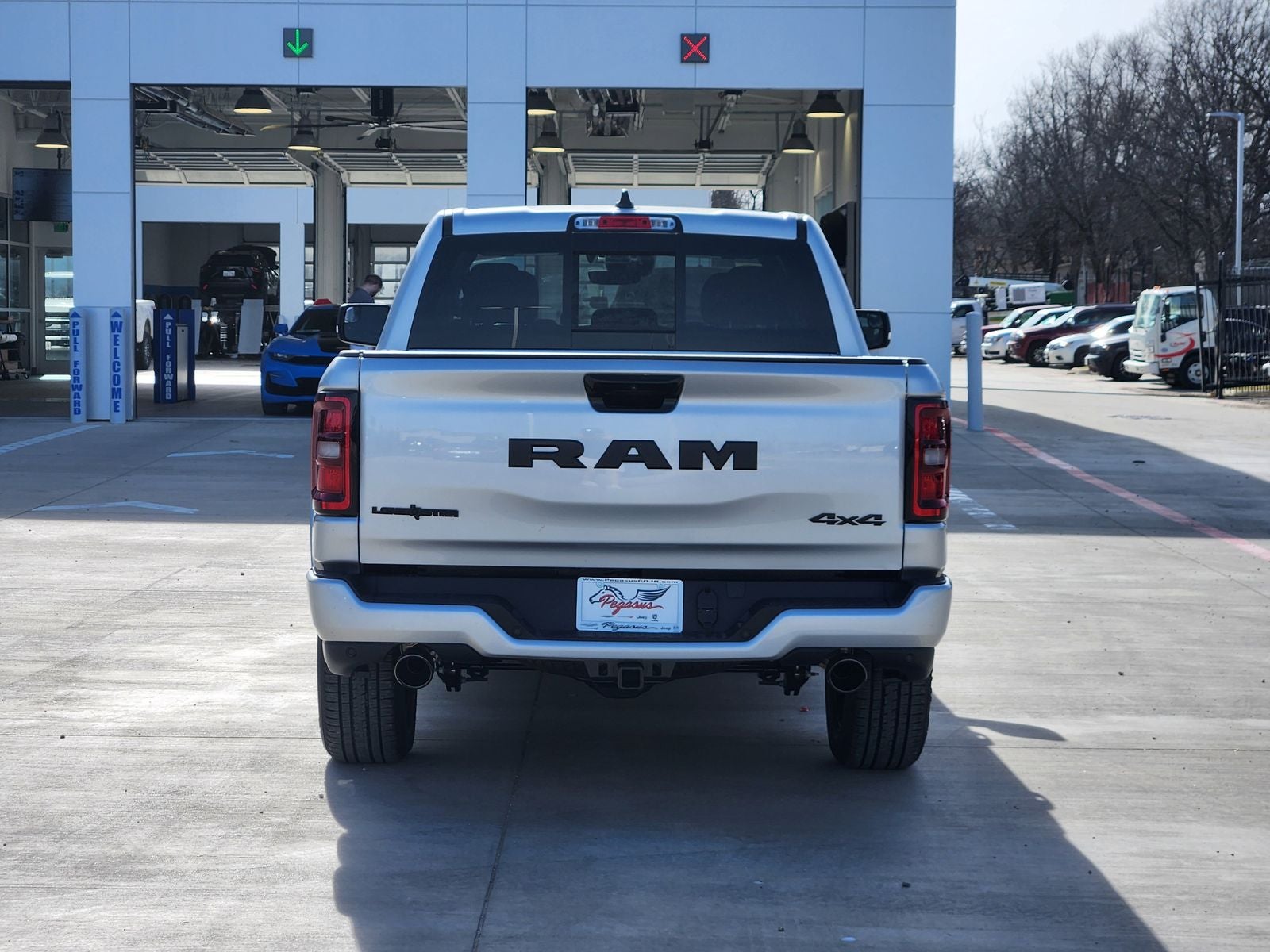 2026 RAM Ram 1500 RAM 1500 LONE STAR CREW CAB 4X4 5'7' BOX