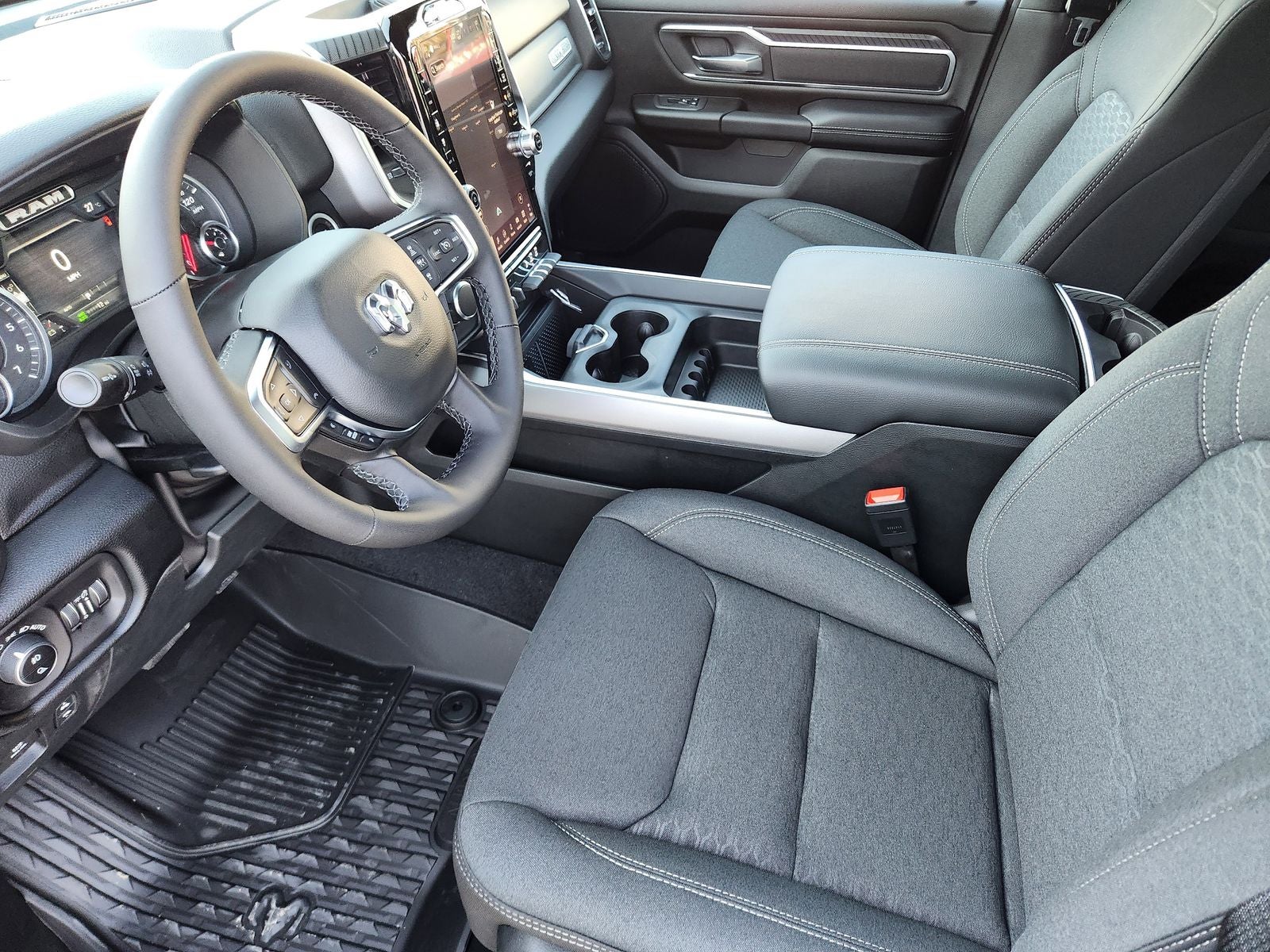 2026 RAM Ram 1500 RAM 1500 LONE STAR CREW CAB 4X4 5'7' BOX