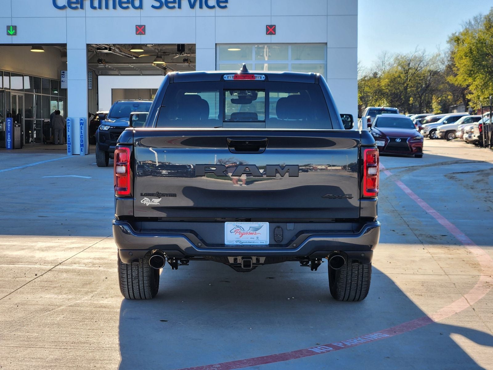 2026 RAM Ram 1500 RAM 1500 LONE STAR CREW CAB 4X4 5'7' BOX