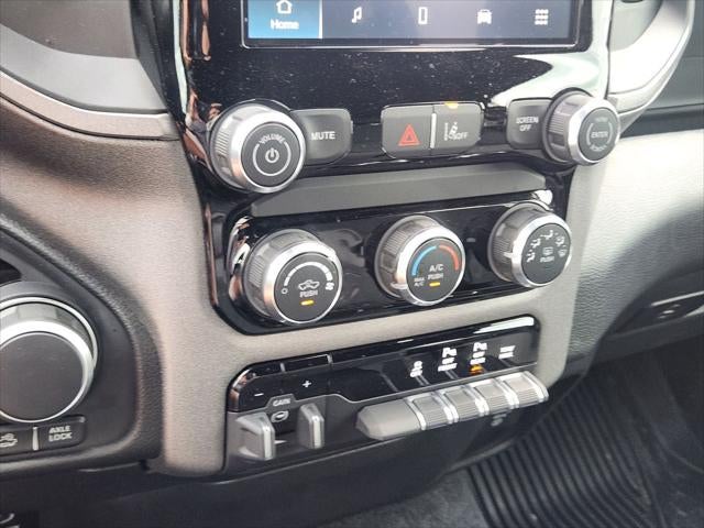 2026 RAM Ram 1500 RAM 1500 WARLOCK CREW CAB 4X4 5'7' BOX