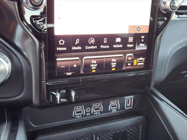 2026 RAM Ram 1500 RAM 1500 LIMITED CREW CAB 4X4 5'7' BOX